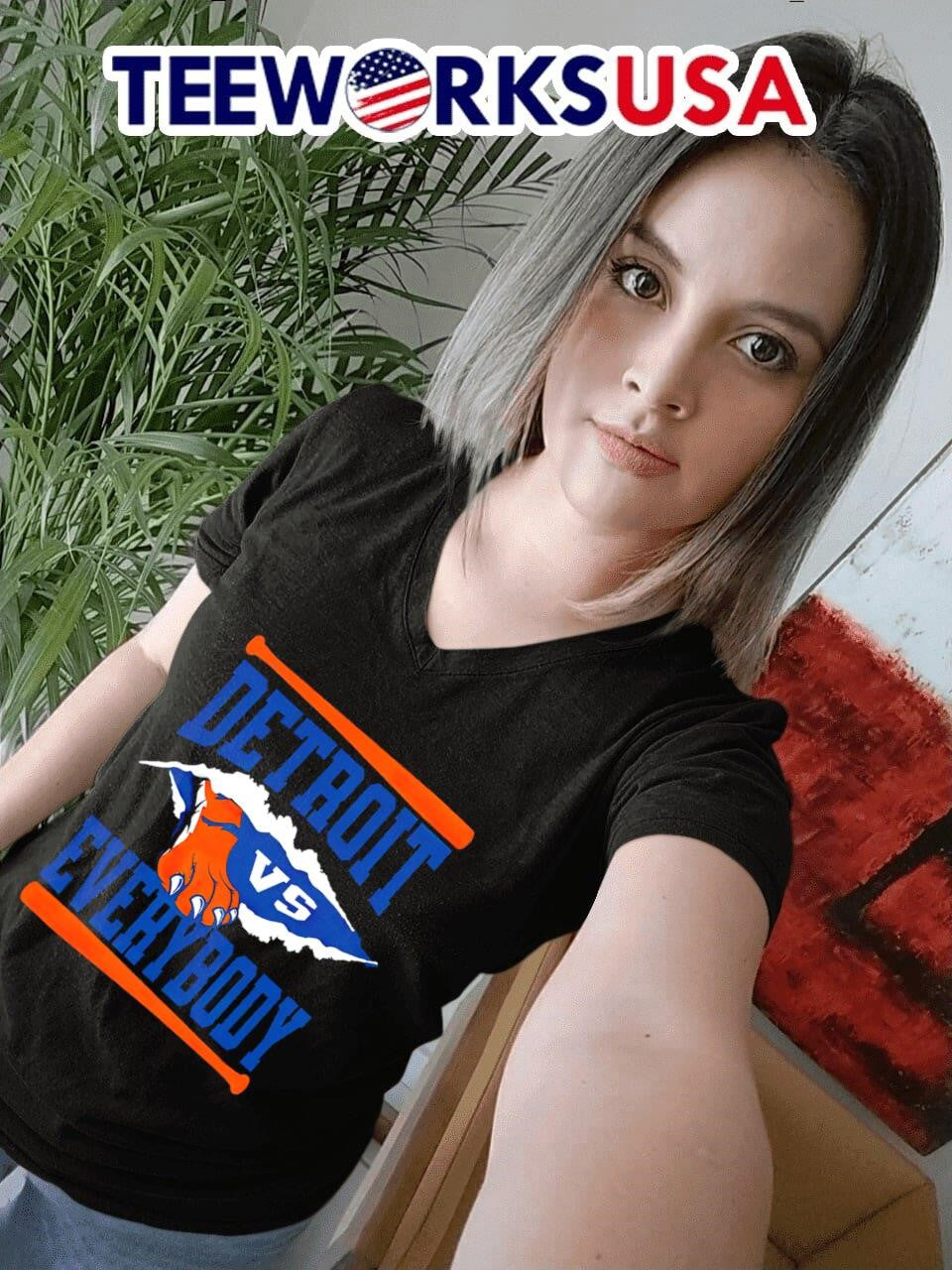 Detroit Tigers vs everybody hand - Adult & Kids T-Shirts, Sweatshirts & Hoodies apparel design preview 4