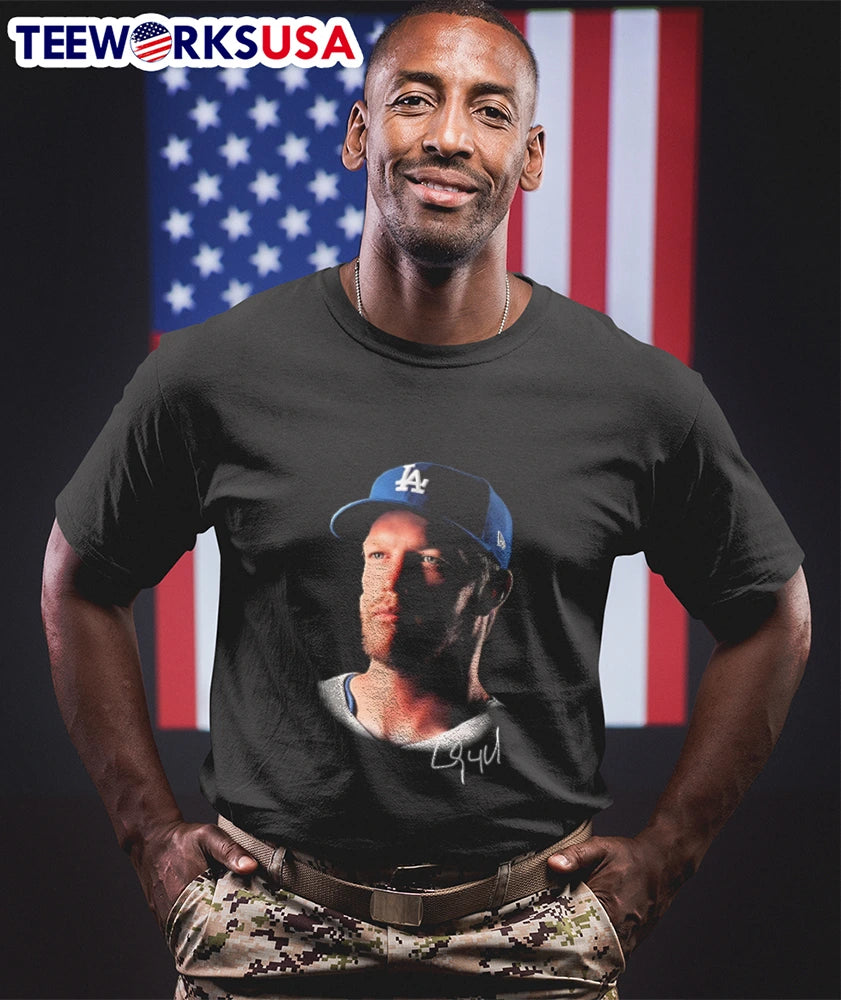 Kike Hernandez Wears Clayton Kershaw Face - Adult & Kids T-Shirts, Sweatshirts & Hoodies apparel design preview 1