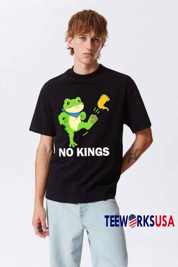 Funny No Kings Portland Frog Protest Resist - Adult & Kids T-Shirts, Sweatshirts & Hoodies apparel design preview 3