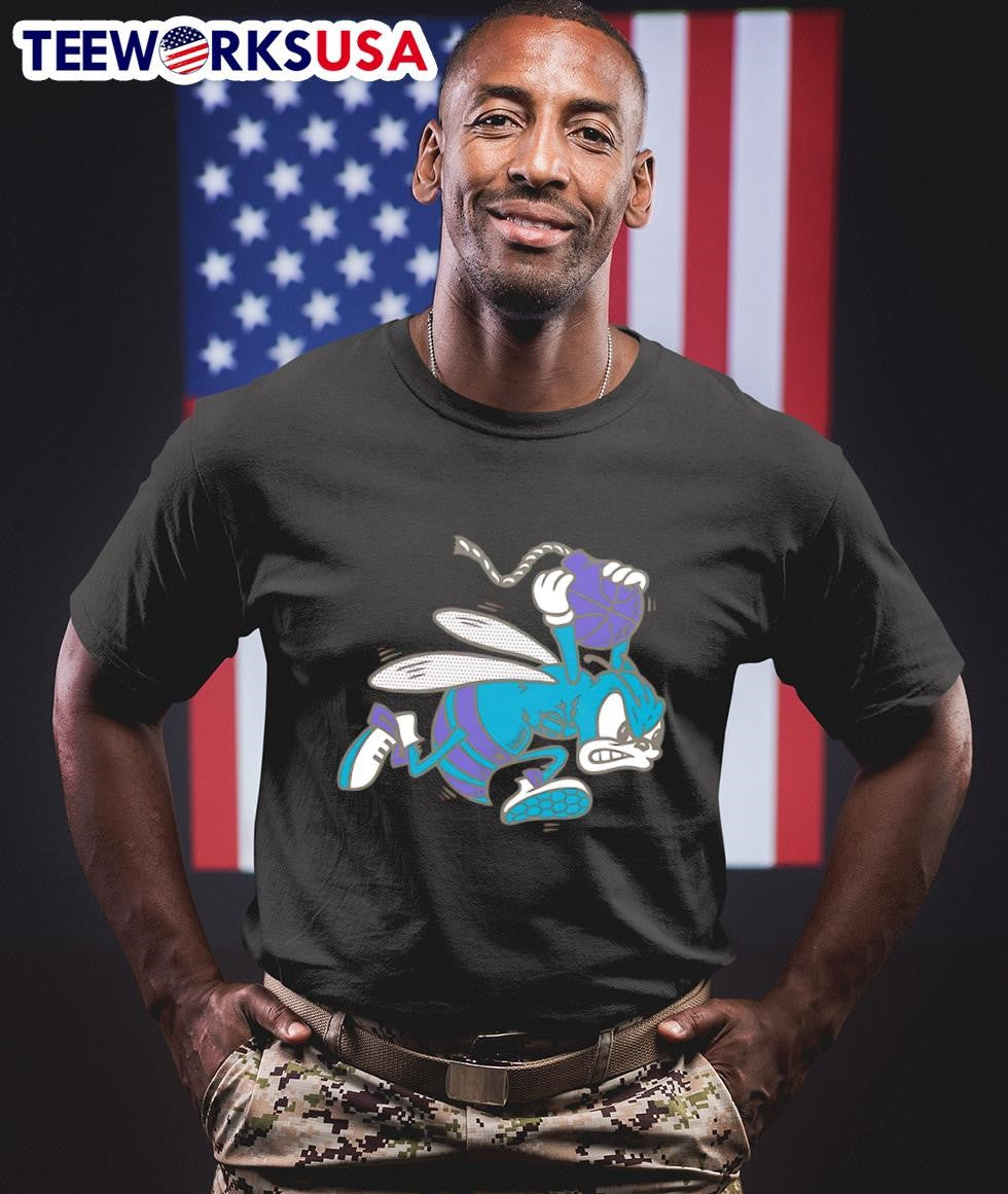 Hornet holding bomb retro - Adult & Kids T-Shirts, Sweatshirts & Hoodies apparel design preview 1