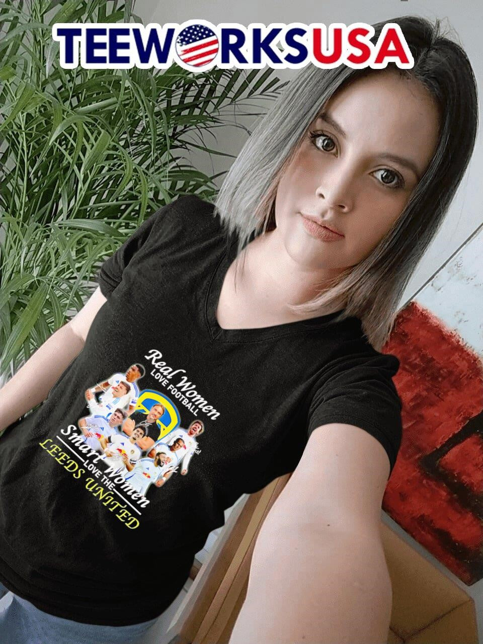 Real women love football smart the Leeds United - Adult & Kids T-Shirts, Sweatshirts & Hoodies apparel design preview 7
