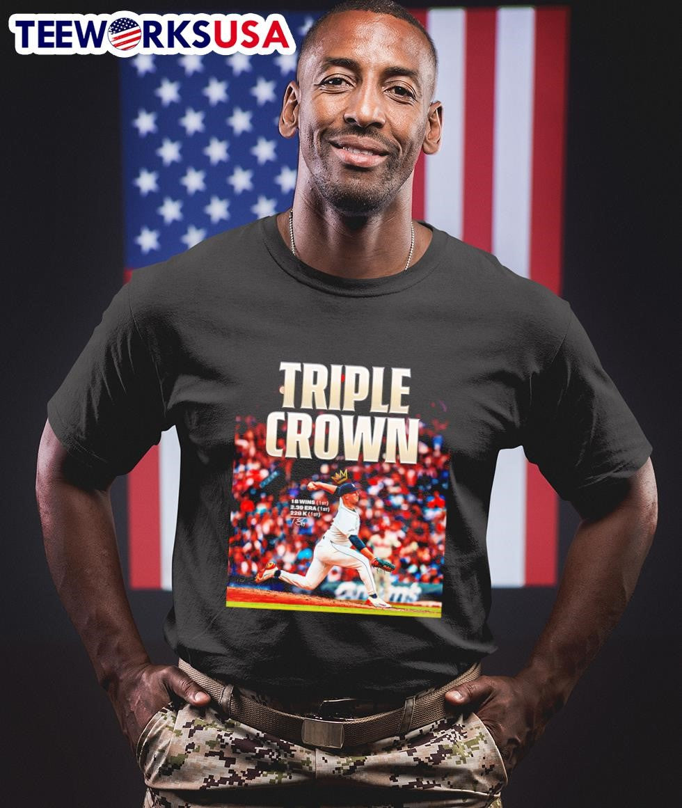 Triple crown Detroit Tigers baseball poster - Adult & Kids T-Shirts, Sweatshirts & Hoodies apparel design preview 1