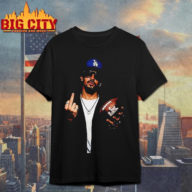 Benito Bowl Bad Bunny Middle Finger - Adult & Kids T-Shirts, Sweatshirts & Hoodies apparel design preview 1