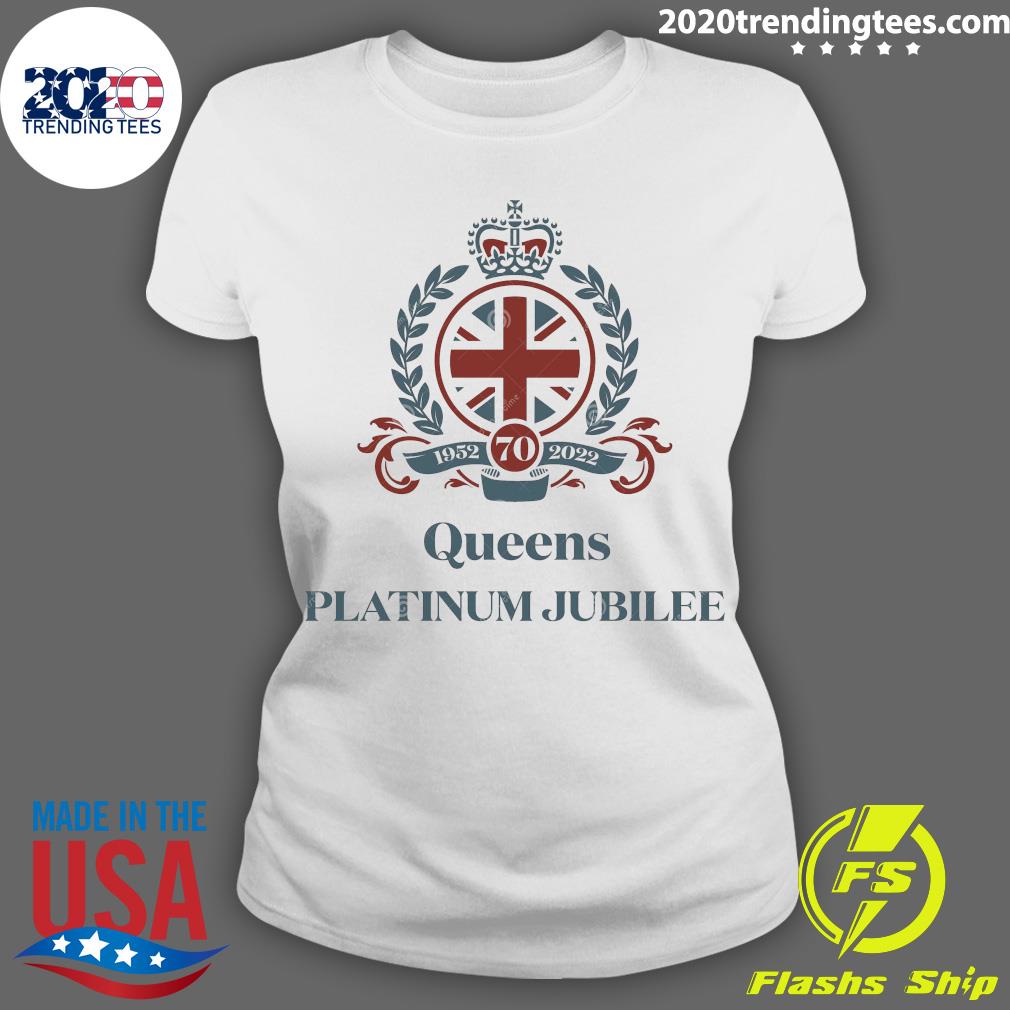 70 Queens Platinum Jubilee 1952-2022 - Adult & Kids T-Shirts, Sweatshirts & Hoodies apparel design preview 3