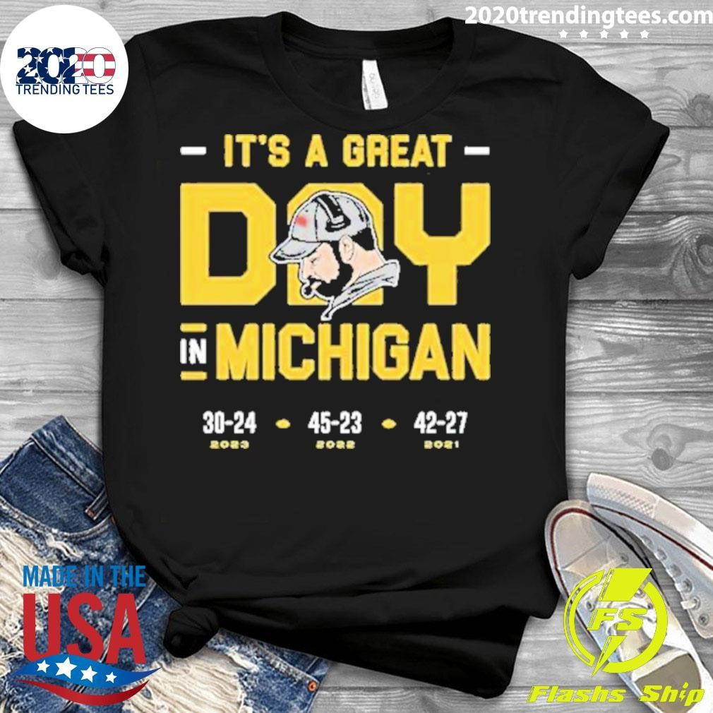 Premium It's A Great Day In Michigan - Adult & Kids T-Shirts, Sweatshirts & Hoodies apparel design preview 3