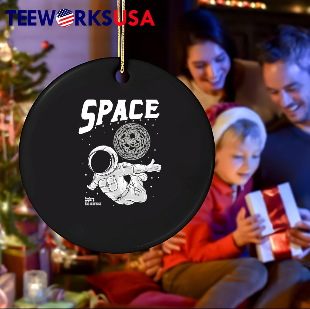 Space Astronaut Explore The Universe - Adult & Kids T-Shirts, Sweatshirts & Hoodies apparel design preview 4