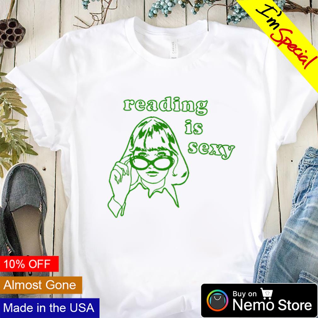 Rory Gilmore reading is sexy - Adult & Kids T-Shirts, Sweatshirts & Hoodies apparel design preview 1