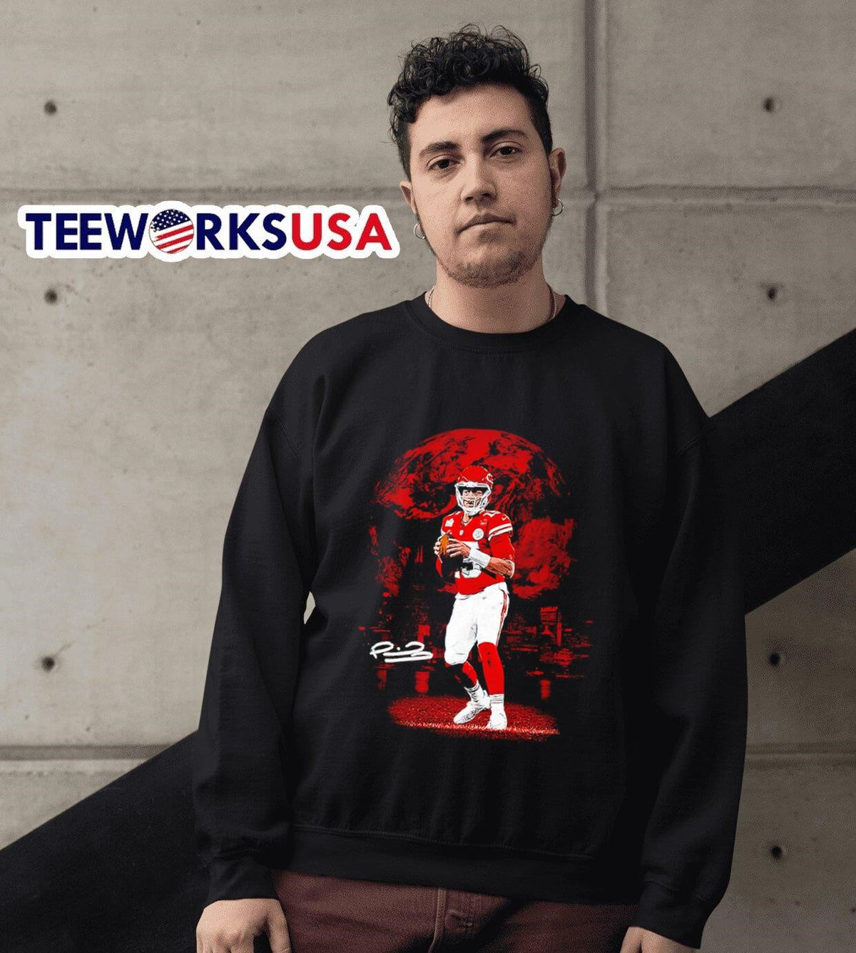 Kansas City Chiefs Patrick Mahomes standing signature - Adult & Kids T-Shirts, Sweatshirts & Hoodies apparel design preview 3