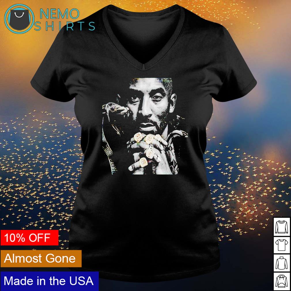 The black Mamba Kobe championship rings - Adult & Kids T-Shirts, Sweatshirts & Hoodies apparel design preview 5