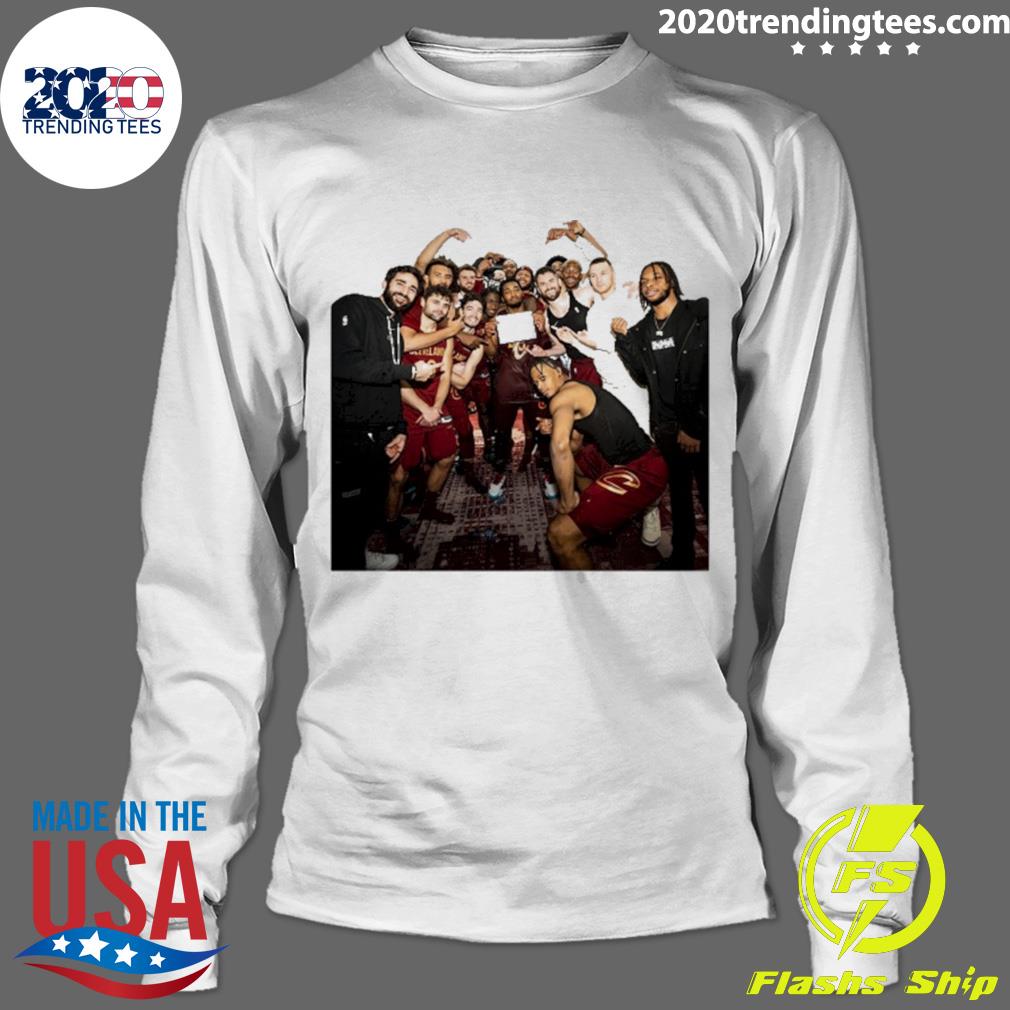 Official donovan Mitchell 71 Point Game - Adult & Kids T-Shirts, Sweatshirts & Hoodies apparel design preview 4