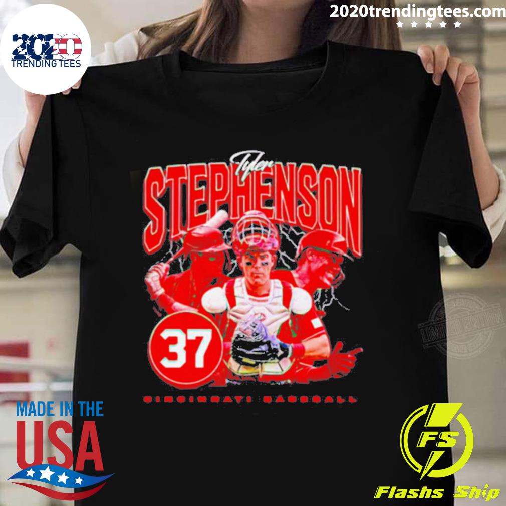 Official tyler Stephenson Cincinnati Baseball Picture - Adult & Kids T-Shirts, Sweatshirts & Hoodies apparel design preview 1