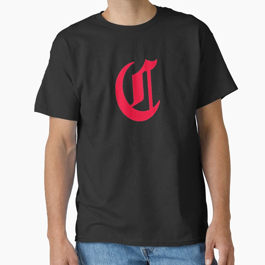 Old Red Brave T-Shirt - Minimalist Print Unisex - T-Shirt, Sweatshirt, Hoodie