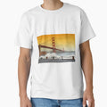 San Francisco Golden Gate Bridge T-Shirt - Graphic Print Unisex - T-Shirt, Sweatshirt, Hoodie