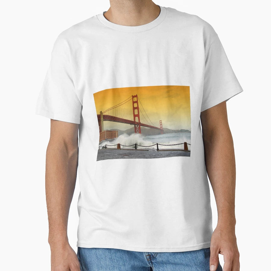 San Francisco Golden Gate Bridge T-Shirt - Graphic Print Unisex - T-Shirt, Sweatshirt, Hoodie