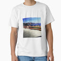 Golden Gate Bridge T-Shirt - Unique Graphic Unisex - T-Shirt, Sweatshirt, Hoodie