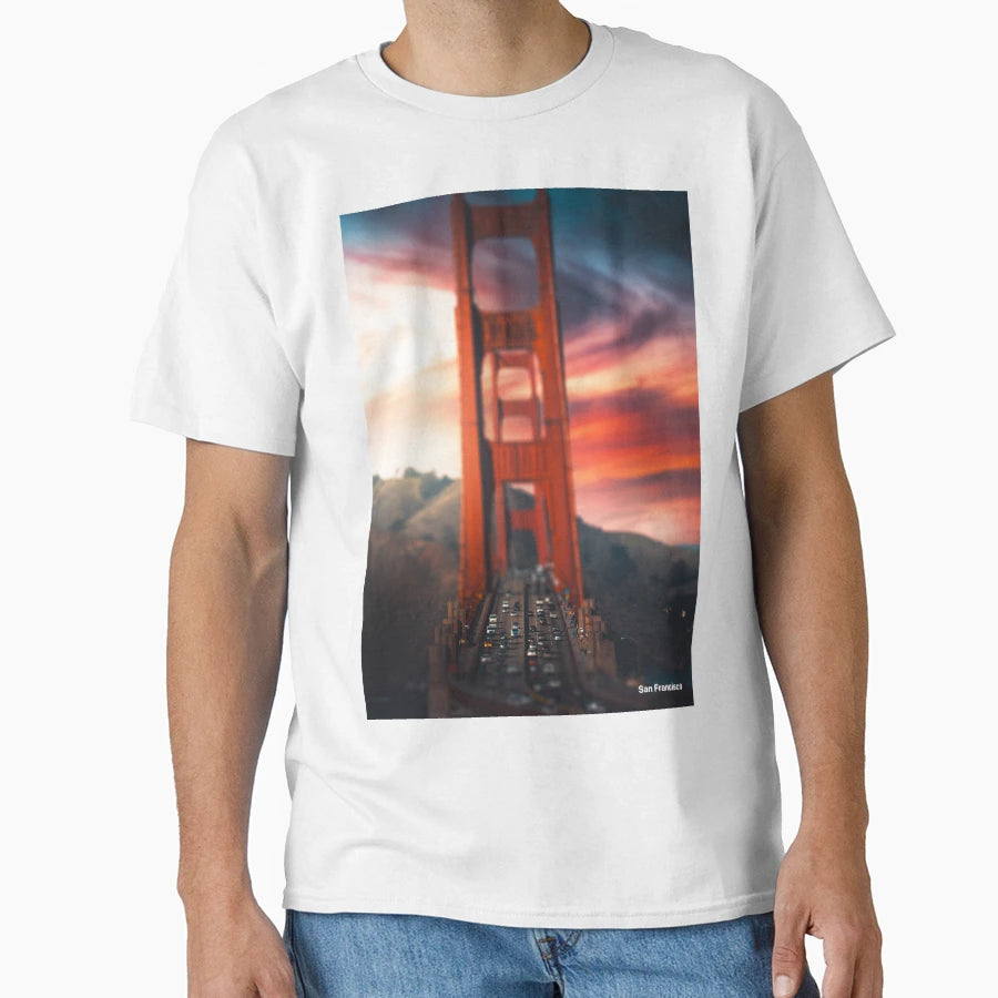Golden Gate Bridge San Francisco T-Shirt - Graphic Print for Adults - T-Shirt, Sweatshirt, Hoodie