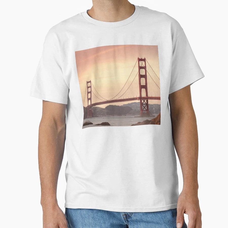 Golden Gate Bridge T-Shirt - Custom Art Print Unisex - T-Shirt, Sweatshirt, Hoodie