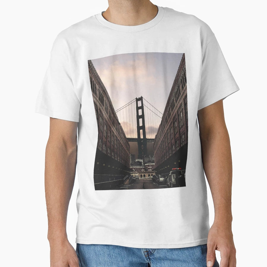 Golden Gate Bridge T-Shirt - Streetwear Style Unisex - T-Shirt, Sweatshirt, Hoodie