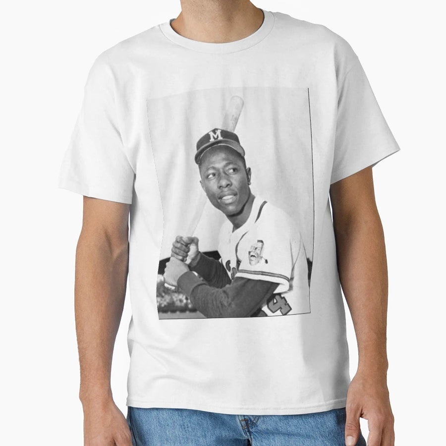 Hammerin Hank Aaron B W Photo T-Shirt - Streetwear Style for Adults - T-Shirt, Sweatshirt, Hoodie