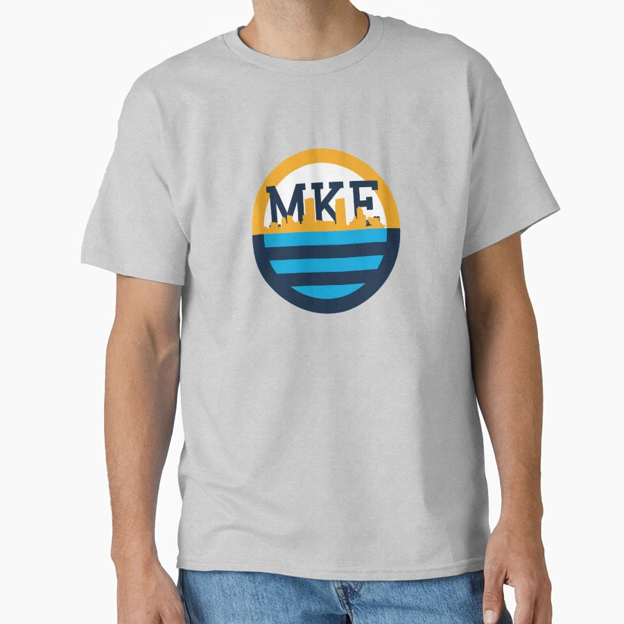 Milwaukee Skyline Peoples Flag T-Shirt - Casual Everyday Wear for Adults - T-Shirt, Sweatshirt, Hoodie