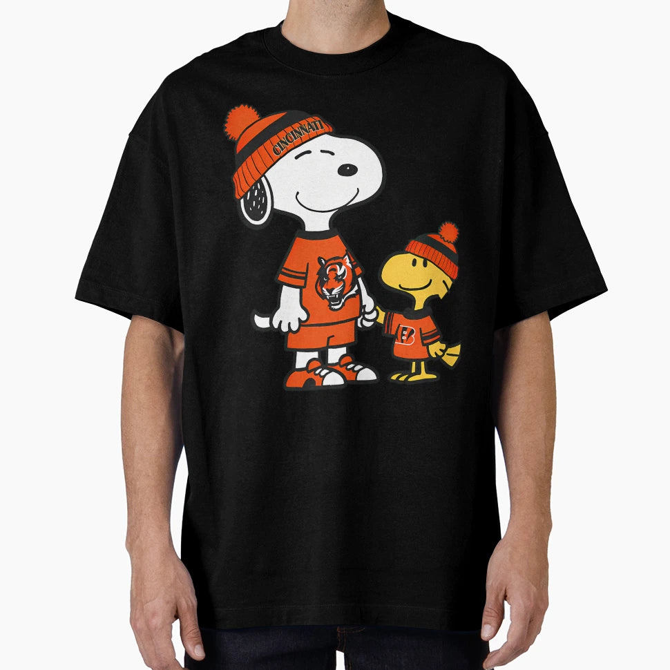 Snoopy Cincinnatis Sports T-Shirt - Minimalist Print Unisex - T-Shirt, Sweatshirt, Hoodie