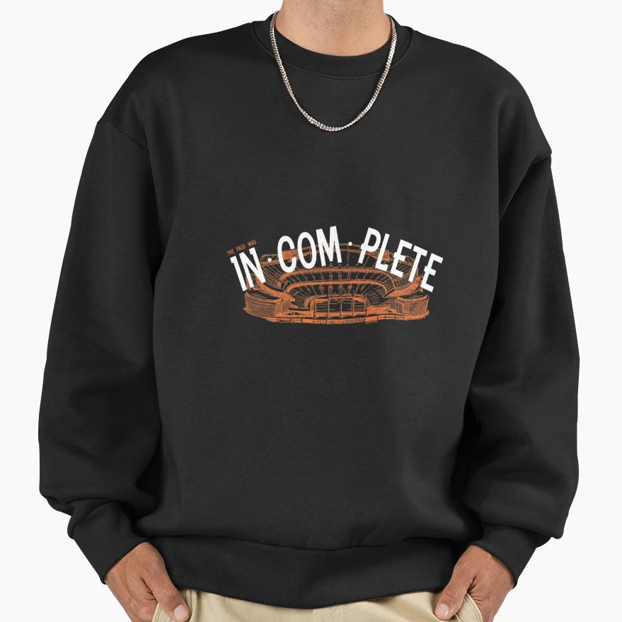 Com Plete Sweatshirt - Minimalist Print for Adults - T-Shirt, Sweatshirt, Hoodie