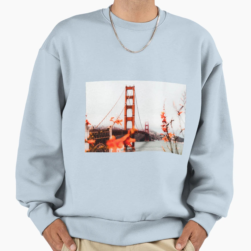 Golden Gate Bridge San Francisco Sweatshirt - Streetwear Style for Adults - T-Shirt, Sweatshirt, Hoodie