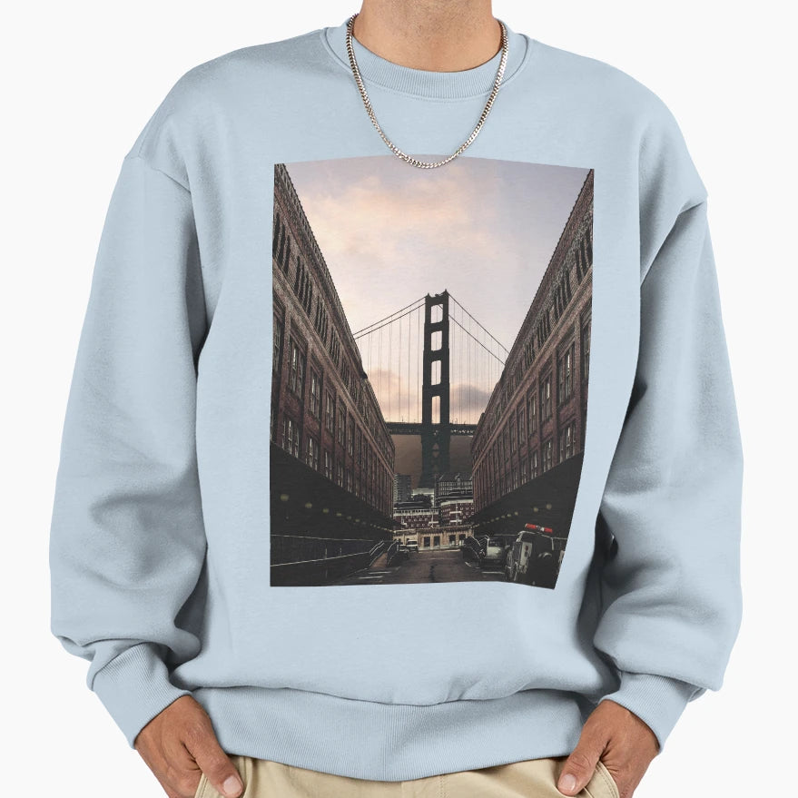 Golden Gate Bridge Sweatshirt - Streetwear Style for Adults - T-Shirt, Sweatshirt, Hoodie