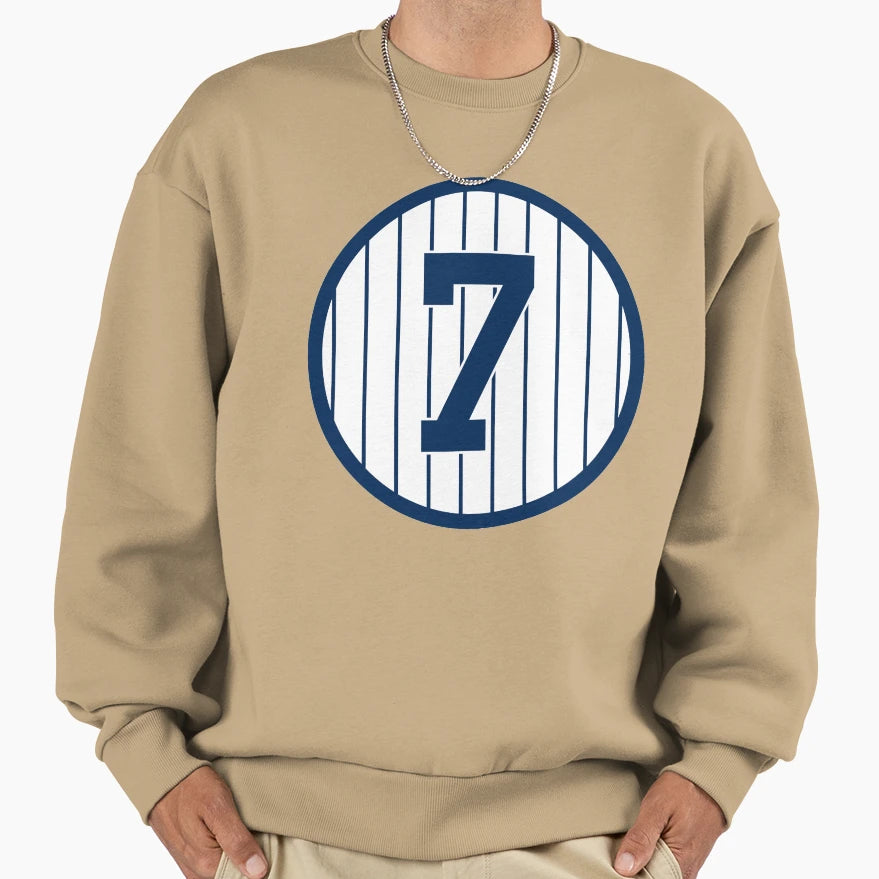 Mickey Mantle 7 Jersey Number Sweatshirt - Graphic Print Unisex - T-Shirt, Sweatshirt, Hoodie