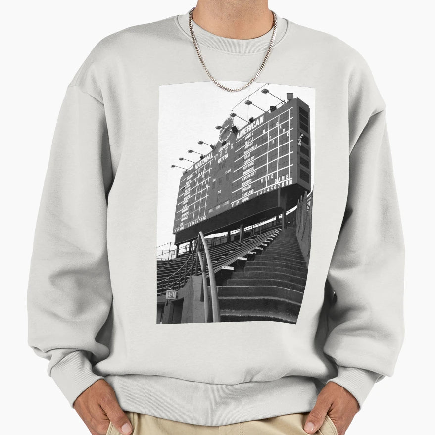 Chicago Sweatshirt - Minimalist Print Unisex - T-Shirt, Sweatshirt, Hoodie