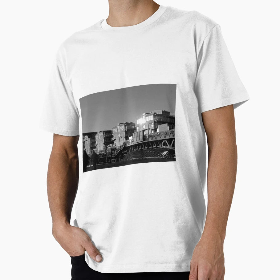 Elbbr Cke T-Shirt - Minimalist Print for Adults - T-Shirt, Sweatshirt, Hoodie